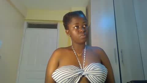 Snapshot of naughty_sluttygal chatting on October 22, 8:14 am Lydiah online show from October 22, 8:14 am