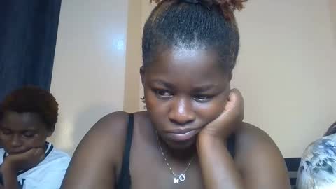 Snapshot of naughty_sluttygal chatting on October 28, 4:53 pm Lydiah online show from October 28, 4:53 pm