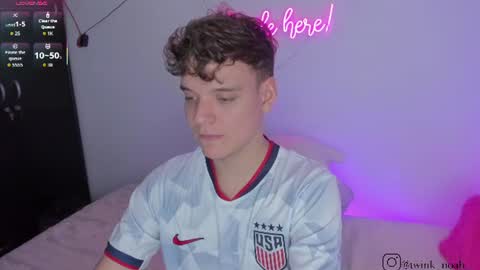 Snapshot of naughty_twink_ chatting on June 26, 2:05 am Noah online show from June 26, 2:05 am