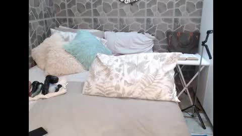 zandy online show from May 8, 5:18 pm