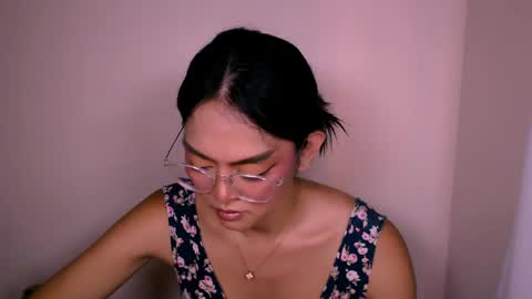 NaughtyAurora online show from April 27, 9:29 am