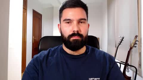 Snapshot of naughtybear_69 chatting on October 27, 4:33 pm Tom online show from October 27, 4:33 pm