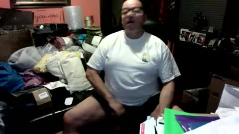 Snapshot of naughtybone chatting on December 18, 9:26 am naughtybone online show from December 18, 9:26 am