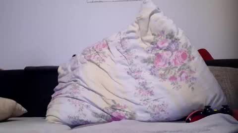 naughtygermansteven online show from December 16, 11:43 pm