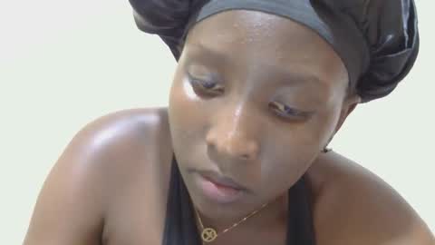 naughtygir86 online show from March 15, 9:21 pm