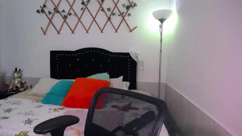 Valeria  online show from December 22, 7:33 pm