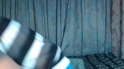 amber and ryan online show from February 10, 1:04 pm