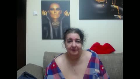 Snapshot of naughtykorin chatting on March 21, 9:18 pm korin online show from March 21, 9:18 pm