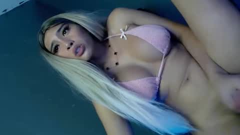 Snapshot of naughtylilslut69 chatting on April 6, 11:16 pm J A N E online show from April 6, 11:16 pm
