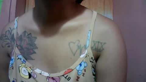 naughtymom_33 online show from October 17, 1:53 am