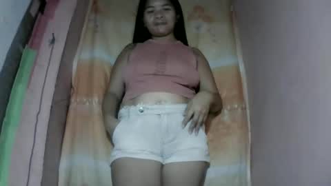 naughtymom_33 online show from December 5, 7:50 am