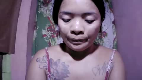 Snapshot of naughtymom_33 chatting on May 14, 7:26 am naughtymom_33 online show from May 14, 7:26 am