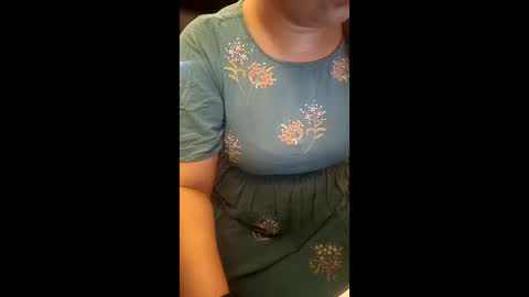 Snapshot of naughtynishi chatting on April 4, 9:29 am nishi online show from April 4, 9:29 am