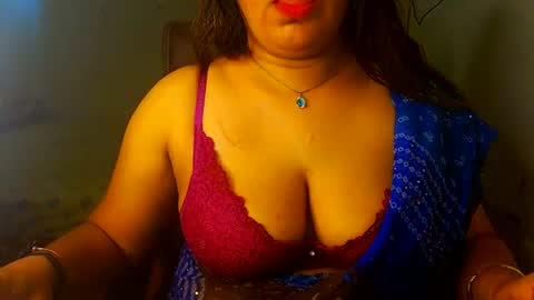 Snapshot of naughtynishi chatting on July 4, 10:43 am nishi online show from July 4, 10:43 am