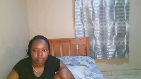 Snapshot of naughtynova33 chatting on October 6, 9:23 pm nova online show from October 6, 9:23 pm