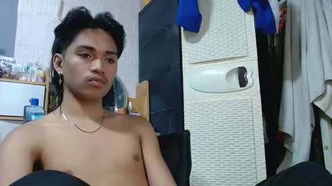 naughtyperfectasian4u online show from February 1, 3:32 pm