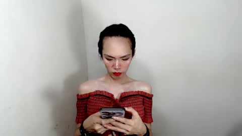 naughtypetiteangel online show from October 16, 12:33 am