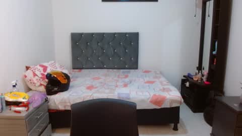 naughtyplayass online show from January 6, 12:20 pm