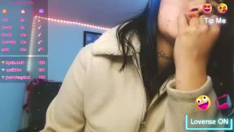 Snapshot of naughtyplayass chatting on June 24, 4:22 am naughtyplayass online show from June 24, 4:22 am