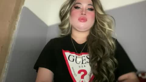 Rose Wilson online show from October 31, 3:35 pm