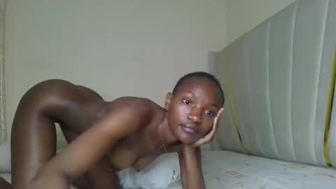 Snapshot of naughtyruby12 chatting on November 9, 11:41 am shyreen online show from November 9, 11:41 am