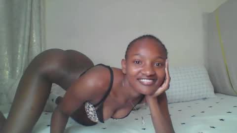 Snapshot of naughtyruby12 chatting on November 25, 4:45 am shyreen online show from November 25, 4:45 am