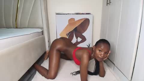 Snapshot of naughtyruby12 chatting on May 17, 10:11 am shyreen online show from May 17, 10:11 am