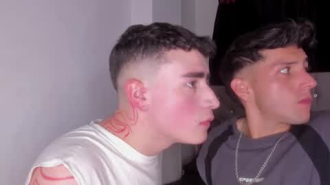 Snapshot of naughtysalomon chatting on February 4, 2:50 am Salomon and Andy online show from February 4, 2:50 am