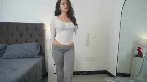 Naughty Samm online show from June 24, 3:33 pm