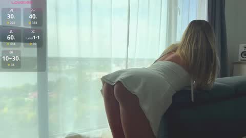 Snapshot of naughtystyle69 chatting on September 11, 11:10 am Lara Ryan online show from September 11, 11:10 am