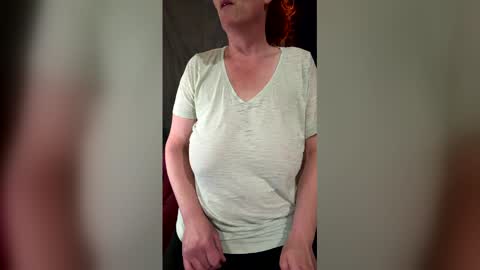 Naughty Wife Next Dor online show from May 11, 10:18 pm