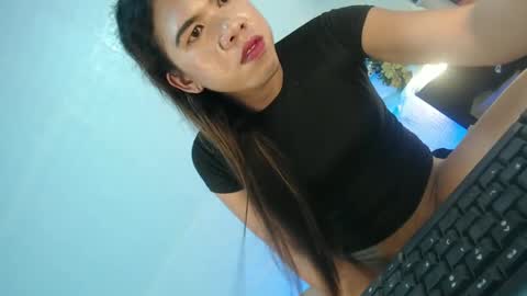 Snapshot of naughtywildvenice chatting on February 16, 5:48 pm naughtywildvenice online show from February 16, 5:48 pm