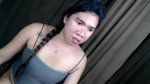 naughtywildvenice online show from May 9, 5:34 am