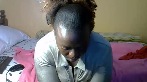 Snapshot of naughybigass chatting on February 5, 8:57 pm naughybigass online show from February 5, 8:57 pm