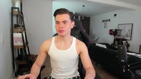 Alejoo twink online show from March 12, 5:52 pm