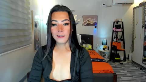 Snapshot of naugtycummer69 chatting on February 2, 5:17 am JAY online show from February 2, 5:17 am