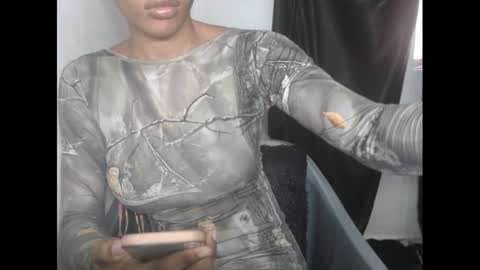 Snapshot of nautyslimfit chatting on December 10, 7:16 am nautyslimfit online show from December 10, 7:16 am