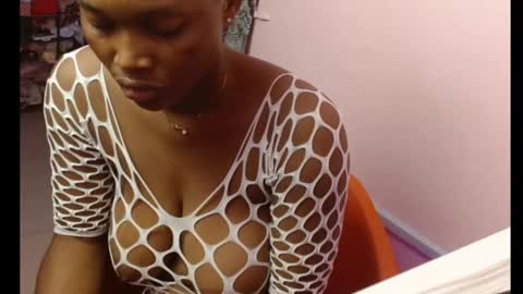 Snapshot of nautyslimfit chatting on September 10, 3:39 am nautyslimfit online show from September 10, 3:39 am