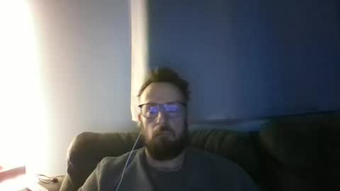 nawtydom1977 online show from March 16, 12:06 am