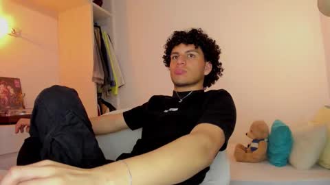 Snapshot of naxttan chatting on November 25, 4:34 am Natan online show from November 25, 4:34 am