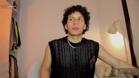 Snapshot of naxttan chatting on December 2, 2:06 am Natan online show from December 2, 2:06 am