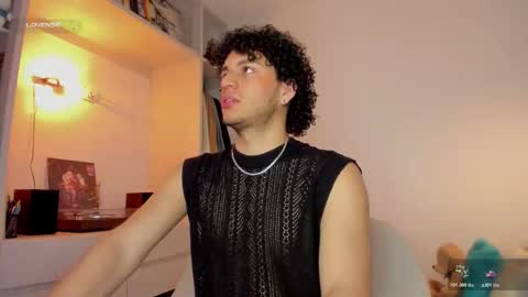 Snapshot of naxttan chatting on December 14, 12:10 pm Natan online show from December 14, 12:10 pm