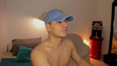 Snapshot of naxttan chatting on February 10, 9:02 am Natan online show from February 10, 9:02 am