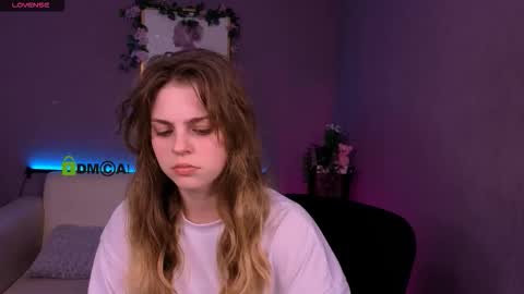 Snapshot of naya_may chatting on March 14, 11:59 am Naya online show from March 14, 11:59 am