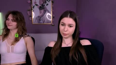 Snapshot of naya_may chatting on March 18, 10:29 am Naya online show from March 18, 10:29 am