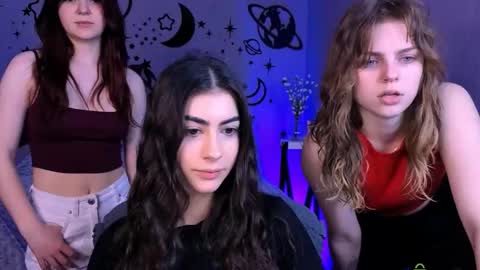 Snapshot of naya_may chatting on March 26, 10:10 am Naya online show from March 26, 10:10 am