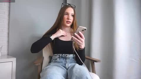 Anika online show from March 30, 4:30 pm