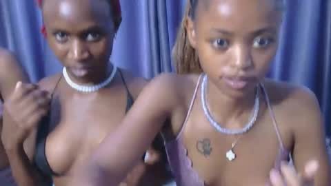 Snapshot of naylah18 chatting on February 4, 6:52 am Britney online show from February 4, 6:52 am