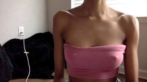 Snapshot of nayomiinorma chatting on July 20, 4:31 pm Nayomi Norma online show from July 20, 4:31 pm