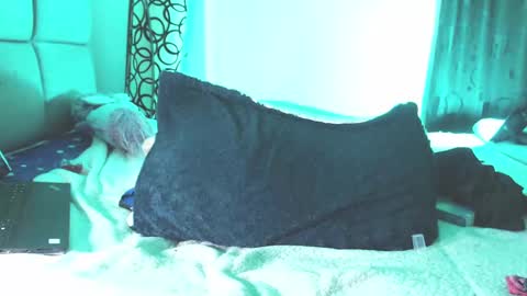 Im Nayton online show from October 23, 1:05 am